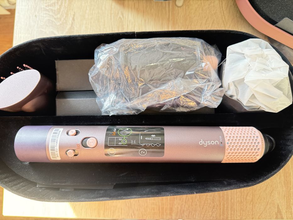 Dyson Airwrap i.d сатылады