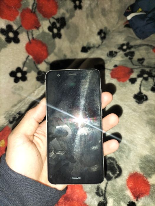 Vând Huawei p10 lite