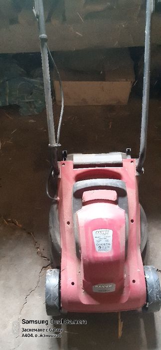 Електрическа косачка Райдер.Косено с нея почти нищо.