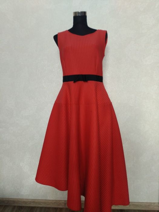 Вечерние.  платья