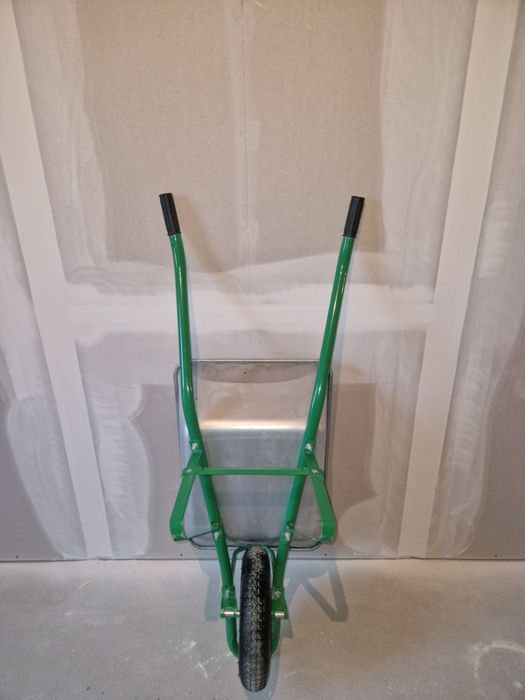 Тачка садовая б/у