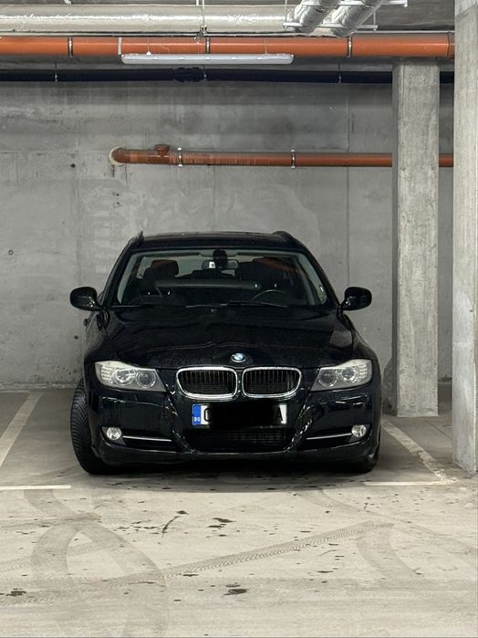 BMW 320d xDrive Touring 184к.с