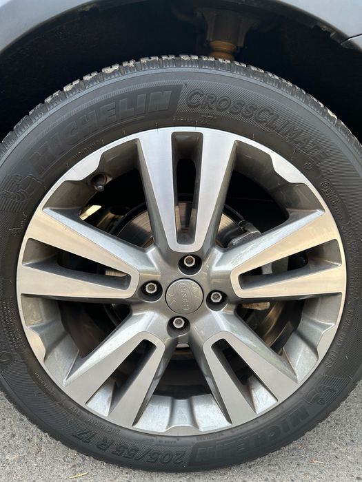 Lada vesta sw cross