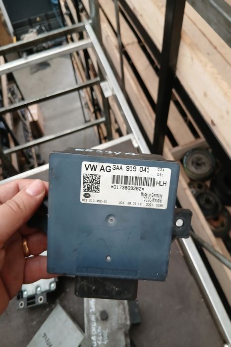 MODUL START/ STOP 3AA919041 3AA919041 Volkswagen VW Passat B7