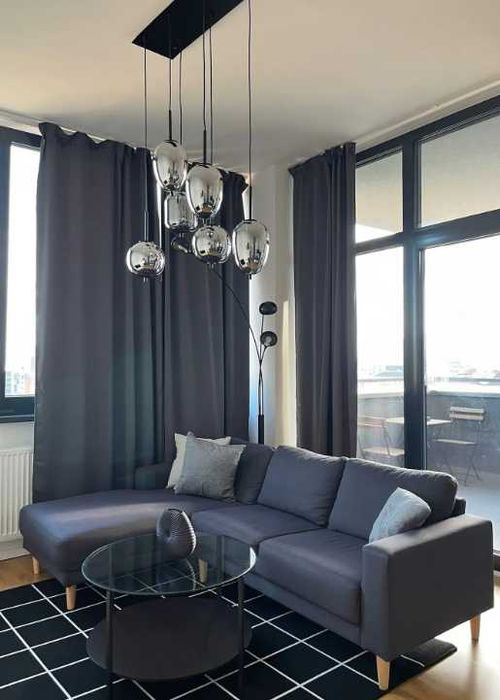 Дава се под наем Двустаен апартамент в Пловдив, Център - 59 кв.м за 178.5 € - Снимка #1