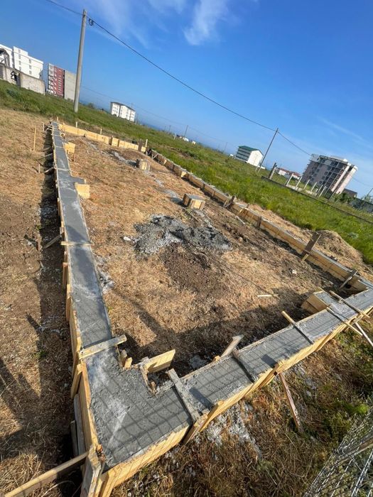 Teren NIBIRU/Beach Please, la 300m de plaja, bransat la UTILITATI