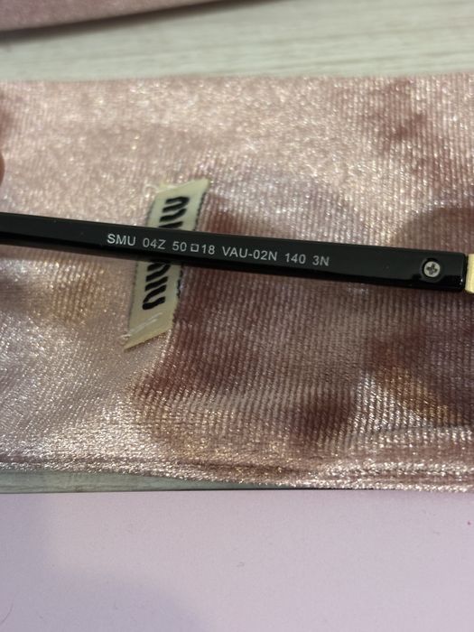 Ochelari de soare miu miu in stare perfecta