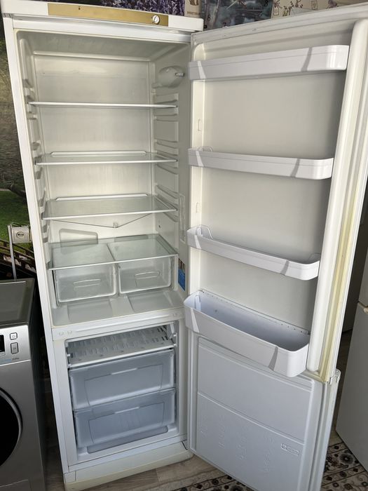 Продам Стиральную Машину Холодильник