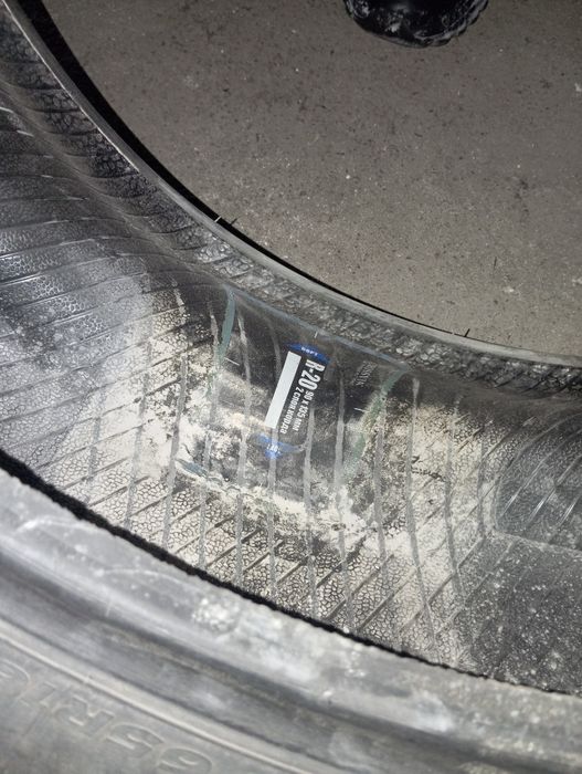 Продам шины в отличном состоянии