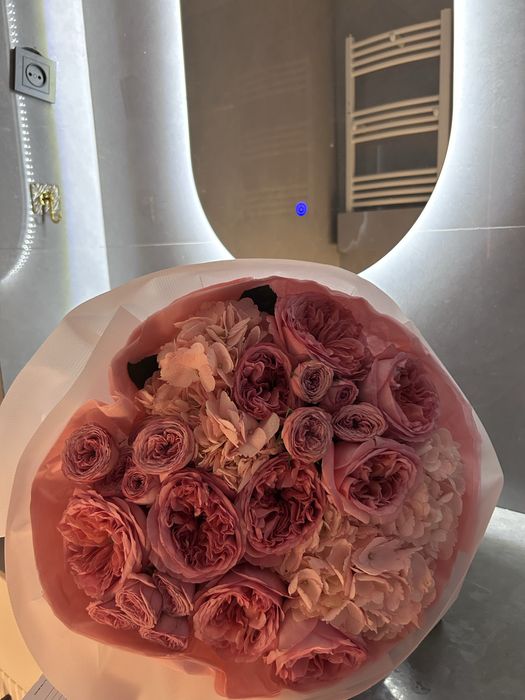 Цветы ,в хорошем состоянии продаются