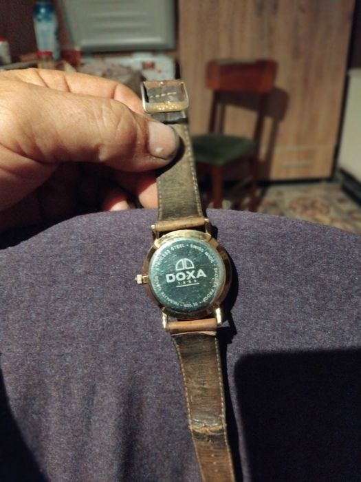 Ceasuri diferite marci,  automate , mecanice,  perfect functionale.