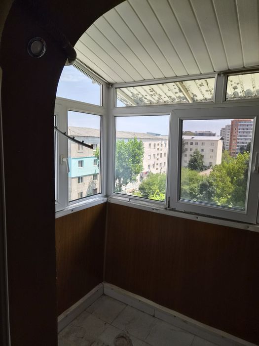 Vand apartament 2 camere
