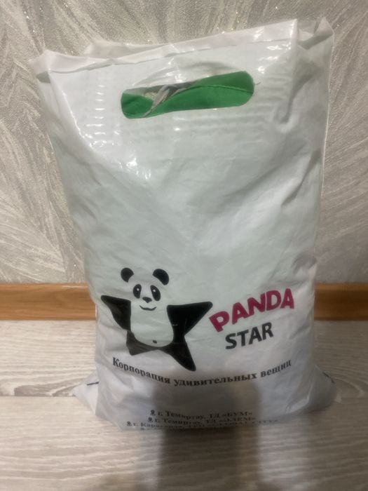 Отдам женские вещи бесплатно