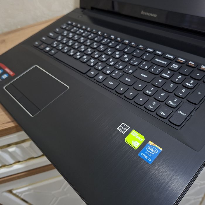 Core i5-5200U/ SSD 120 gb/ ОЗУ 8 gb/ Ideal holatda