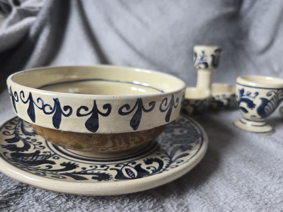 Set de servirea a mesei de Corund