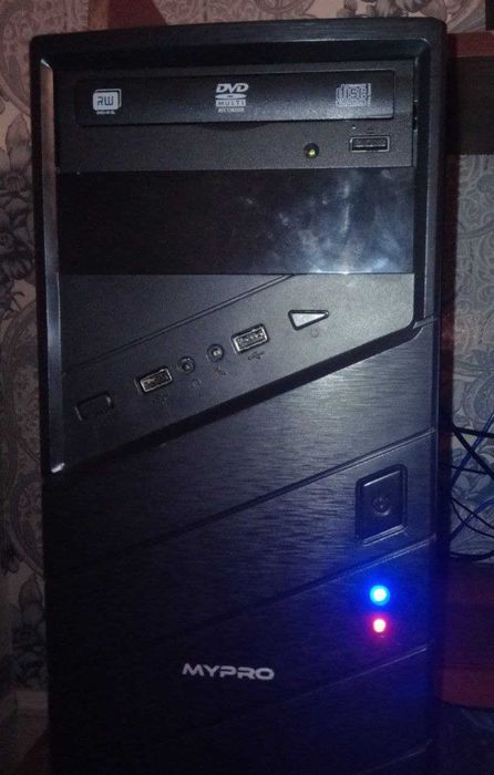 Компютер сатылады.