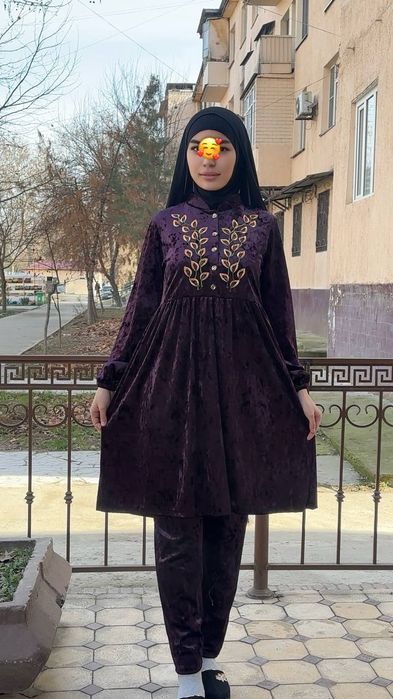 Ko'ylak lozim har xil ranglaridan bor