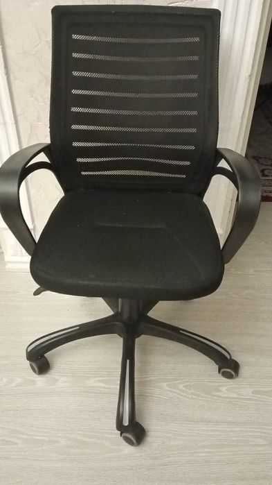 Продам офисное кресла