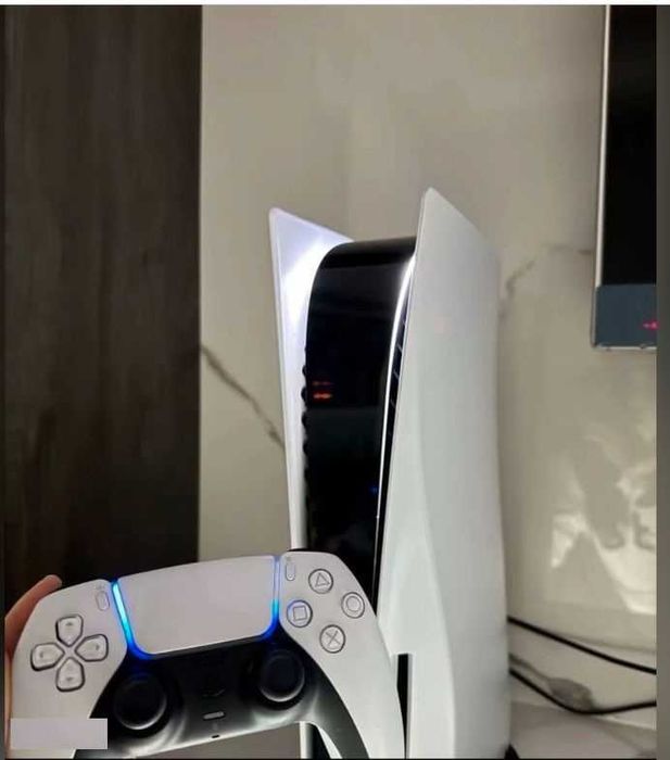 Playstation 5 cu disc PS5 disc stare ca nou. zona girocului Timisoara