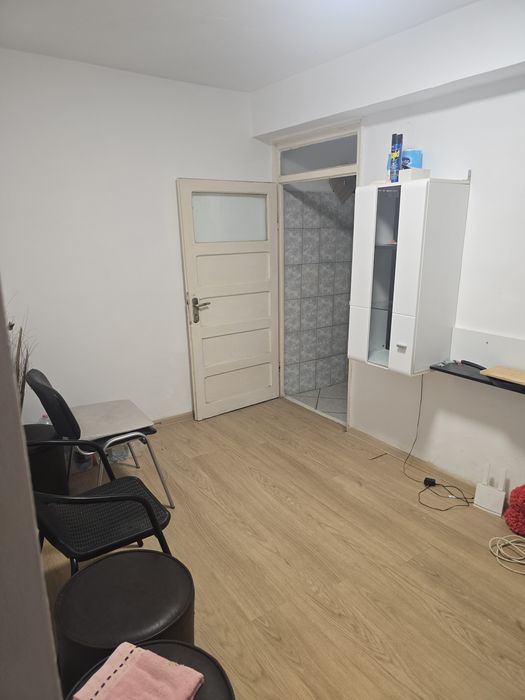 Vand apartament 3 camere