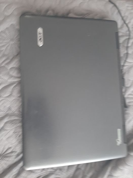 Vând laptop ACER
