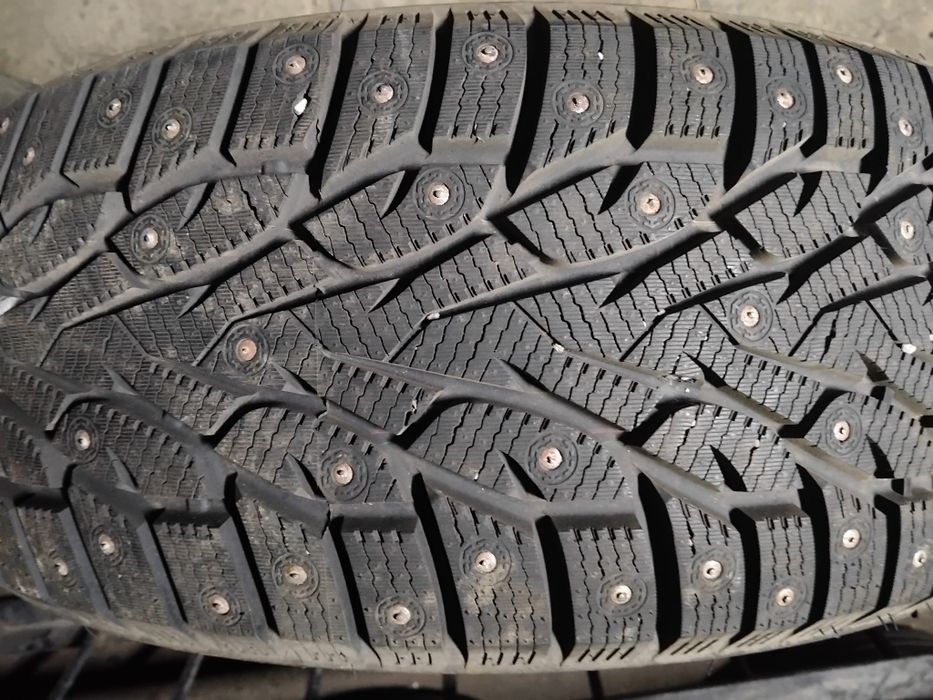 Покрышки 235.55.р19