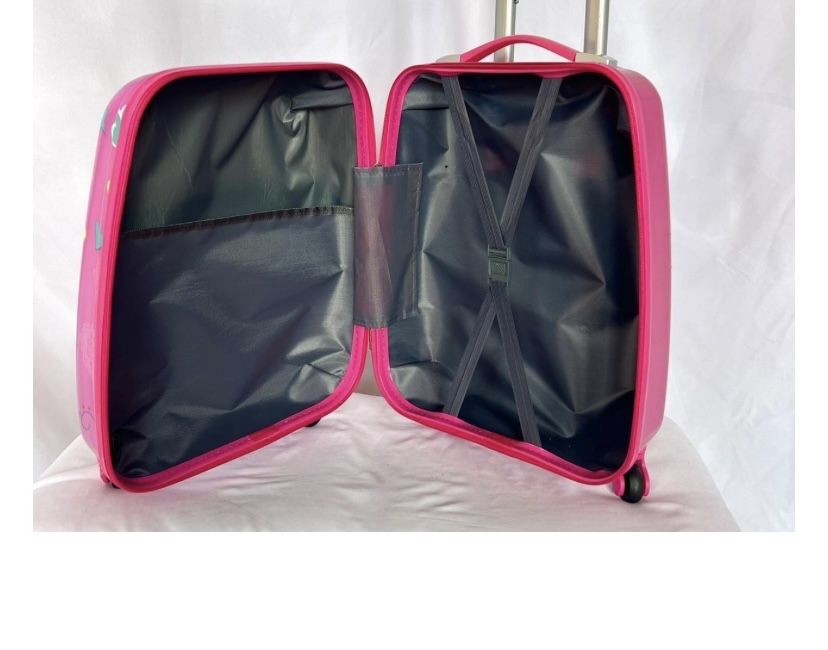 Чемодан для девочек