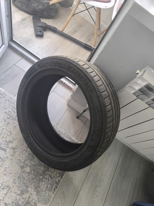 Продам шины. R 17