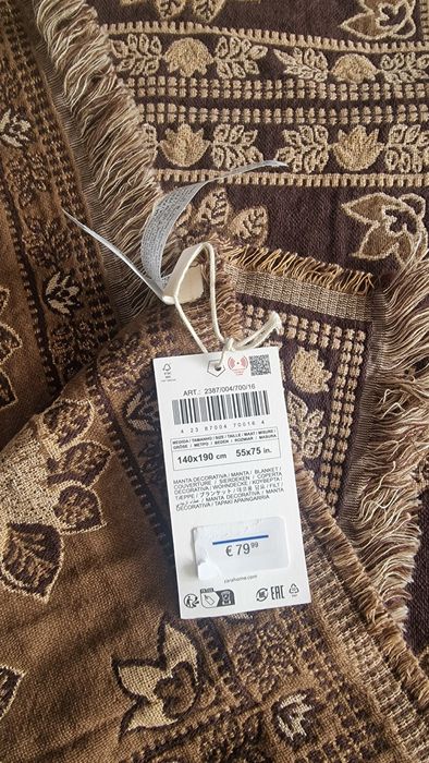 Zara Home-Patura/Cuvertura superba-2 buc