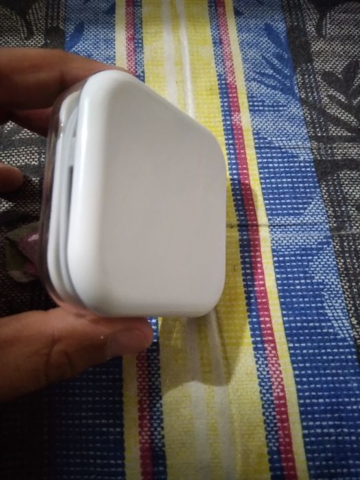 Продаю наушники за 1500