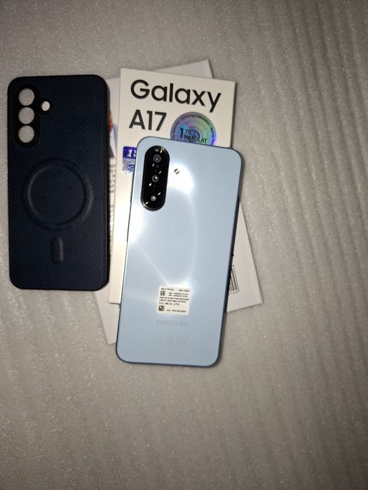 Galaxy A 17  6 / 128 g