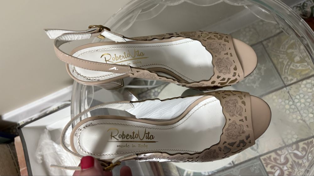 Дамски сандали Roberto Vita ново