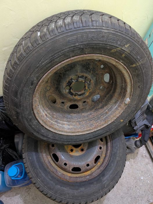 Гуми с джанти 165/70/14 81Т