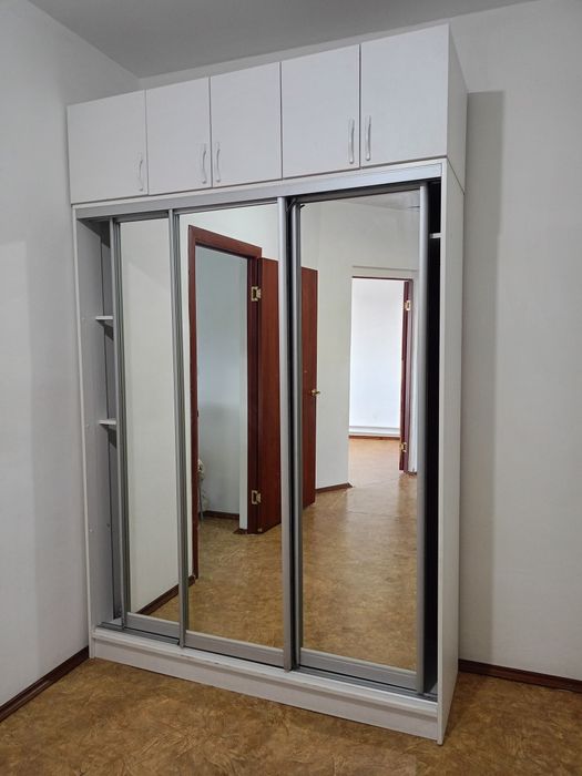 Продам шкафы в отличном состоянии