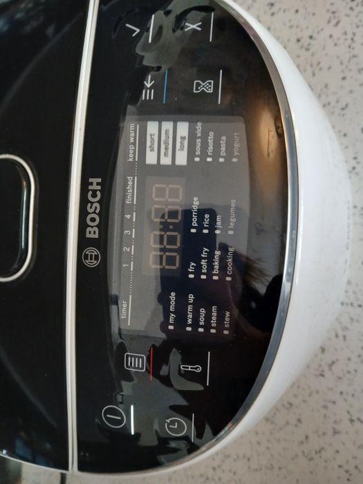 Мултикукър BOSCH - MUC11W12