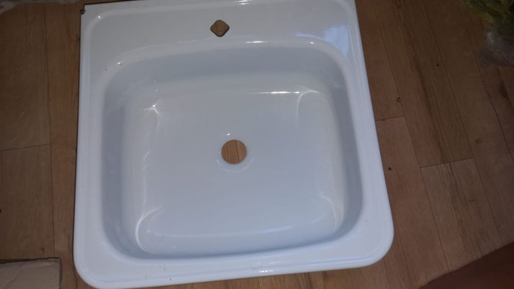 Продам Раковину Металическую Размером 50×50 см.  За 1500 Тг.