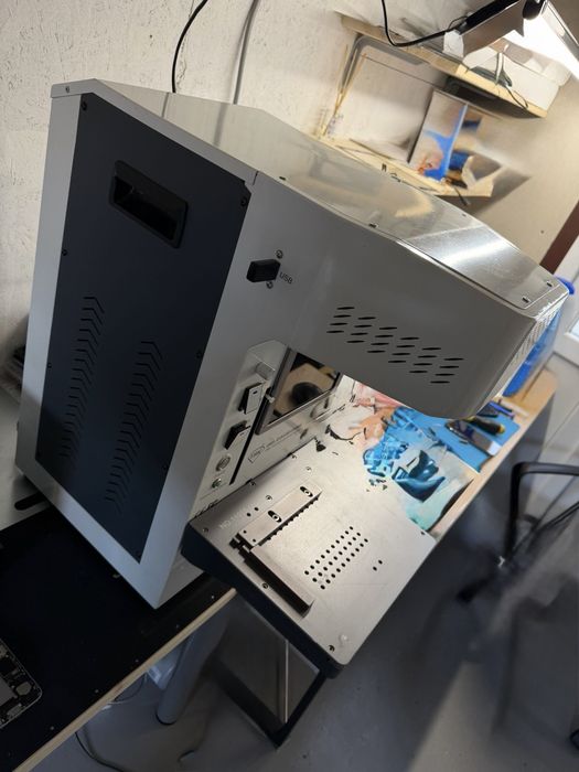 Masina laser TBK 958A