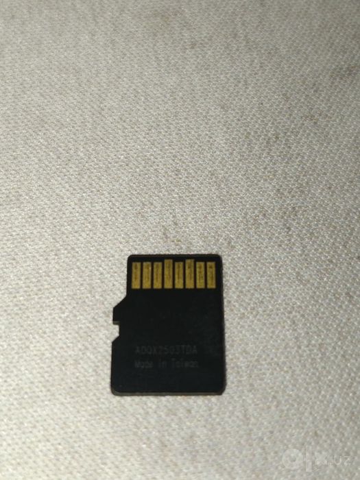 Fleshka 128 GB bitta muammo faqat fleshkani oʻzi