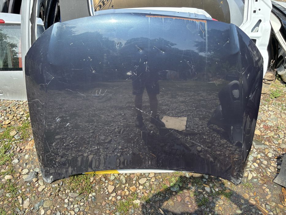 Капак VW Passat B6
