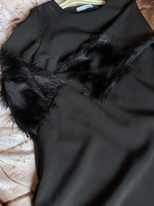 Платье коктейльное