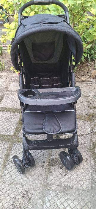 Чисто нова лятна количка