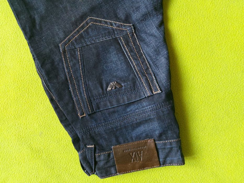 Armani Jeans'Size30-М-НОВО