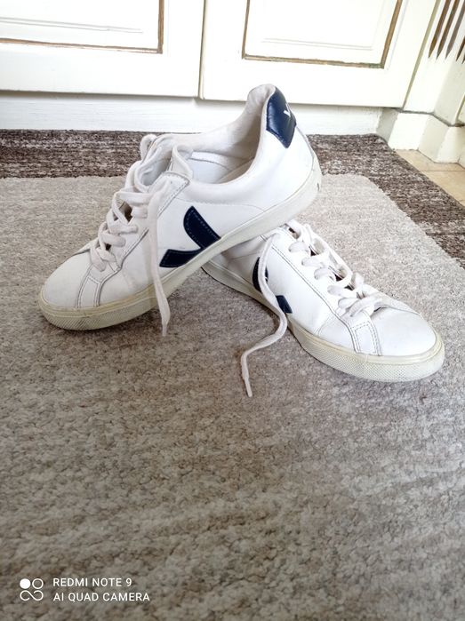 Veja естествена кожа дамски маратонки ,кецове