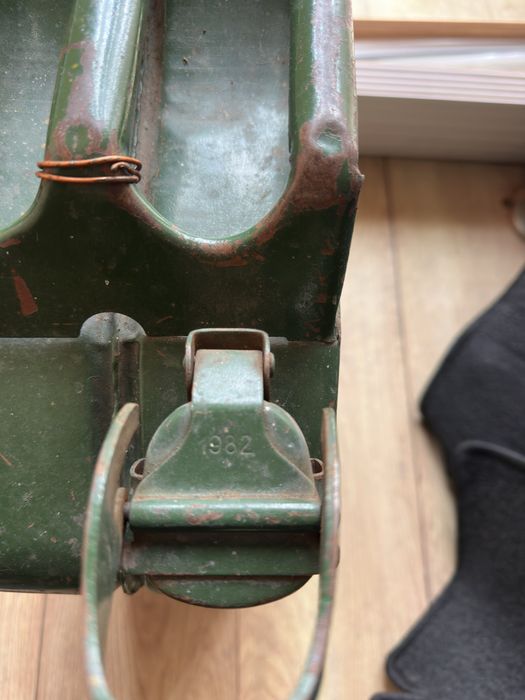 Канистра за гориво