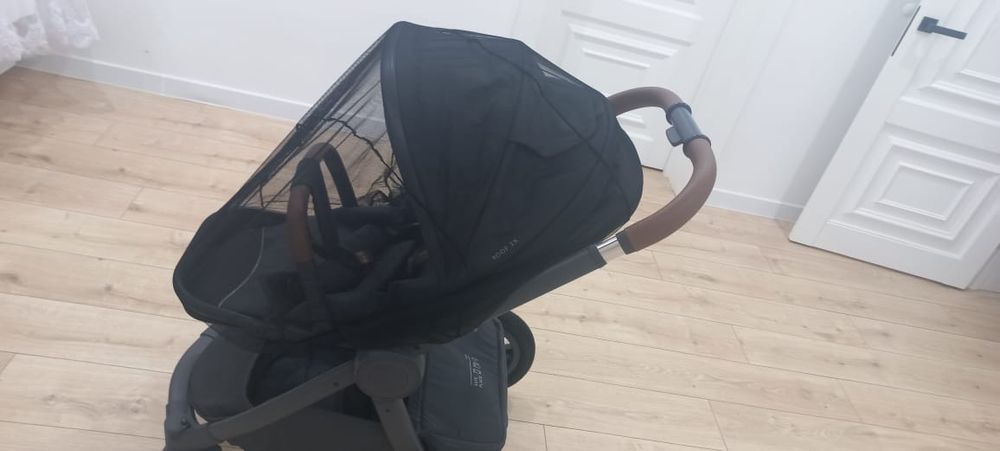 Продам детскую коляску.