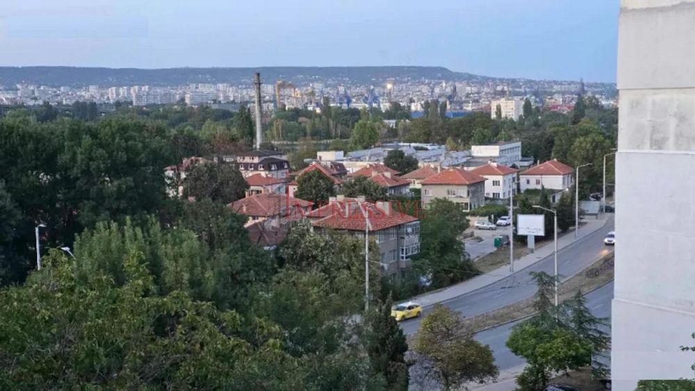 Дава се под наем Двустаен апартамент в Варна, Аспарухово - 47 кв.м за 306 € - Снимка #3