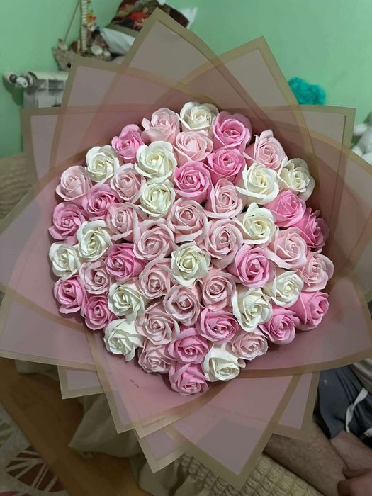 Vând cadouri pt ziua indragostitilor pt 14 si 24 februarie 2025