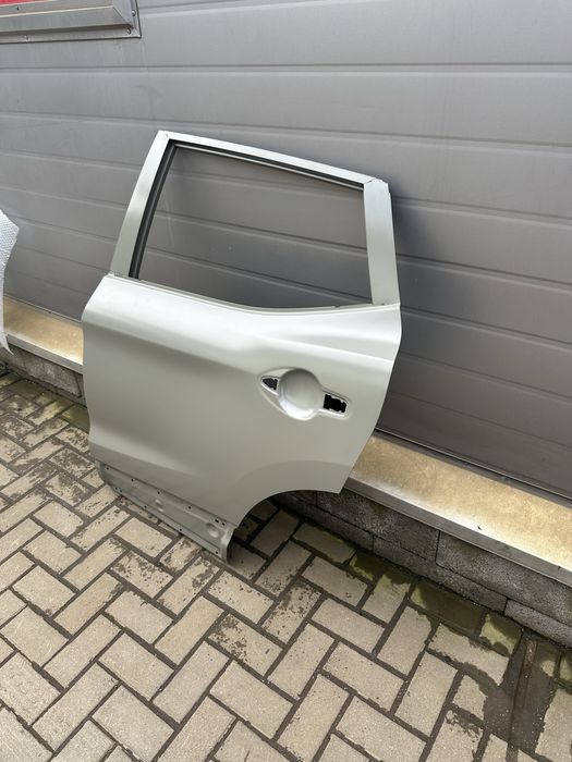 Двери оригинал Ниссан Кашкай Оригинал