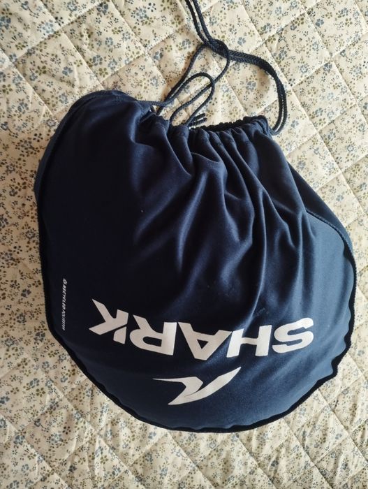 Продавам  каска,, Shark Evo Es Kryd ,,-Discovery.Каската е модуларна..Размер S