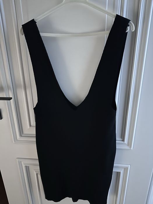 Зеленый лонгслив